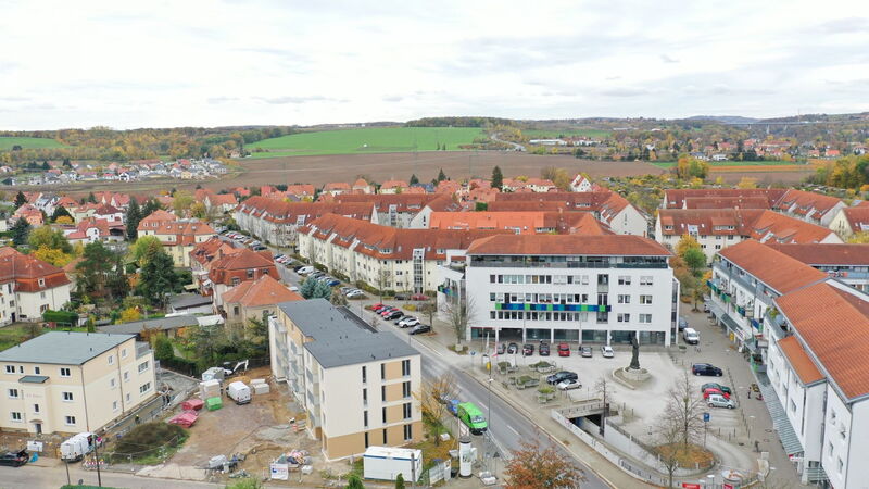 Fertigstellung Fassade, Innenausbau Lugaer Straße 7