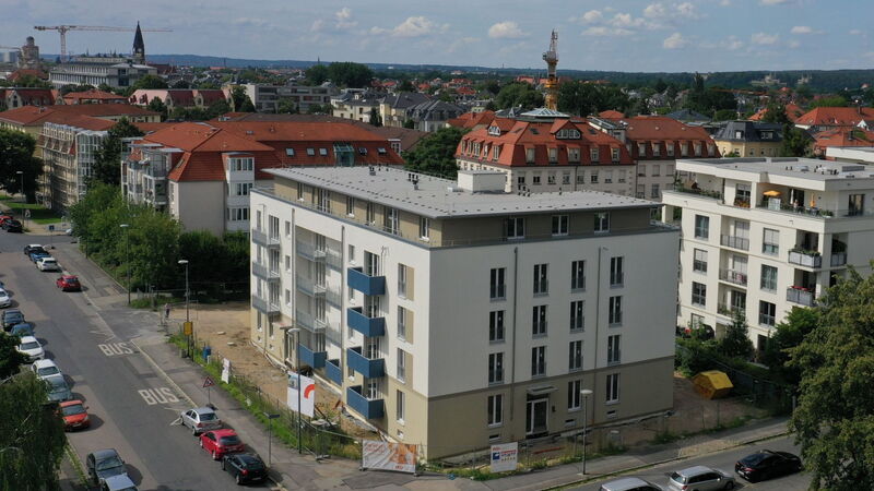 Fassadenfertigstellung Kipsdorfer Straße